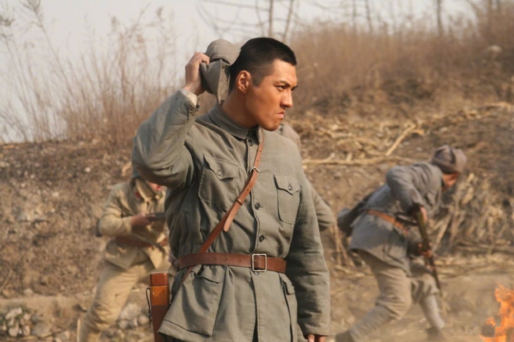 《火与烟中的青春》首播,收视率0.09%。抗日剧为什么无效?